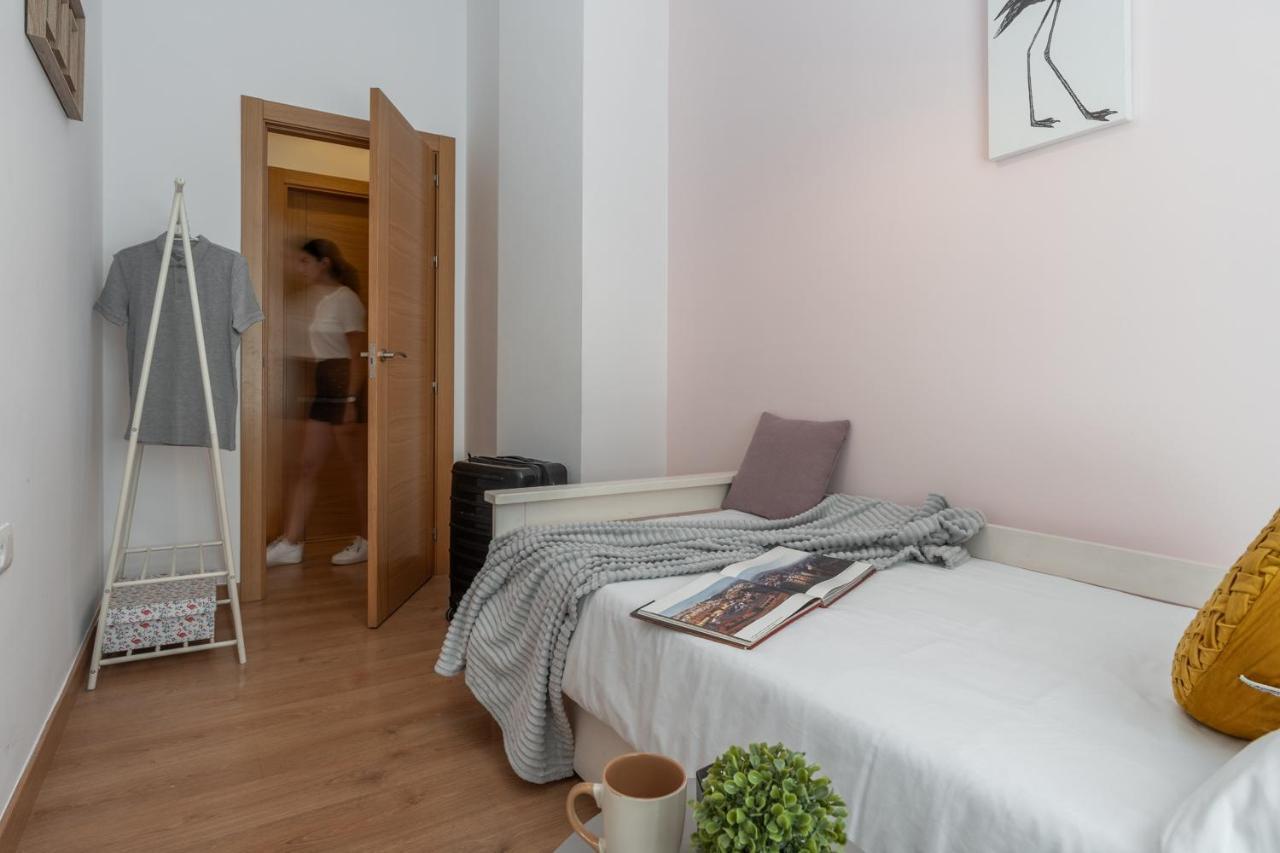 Tuguest Postigo II Catedral Apartment - Free Parking Granada Exteriér fotografie